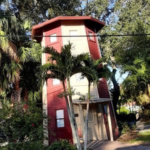 Meet your Posher, Joe